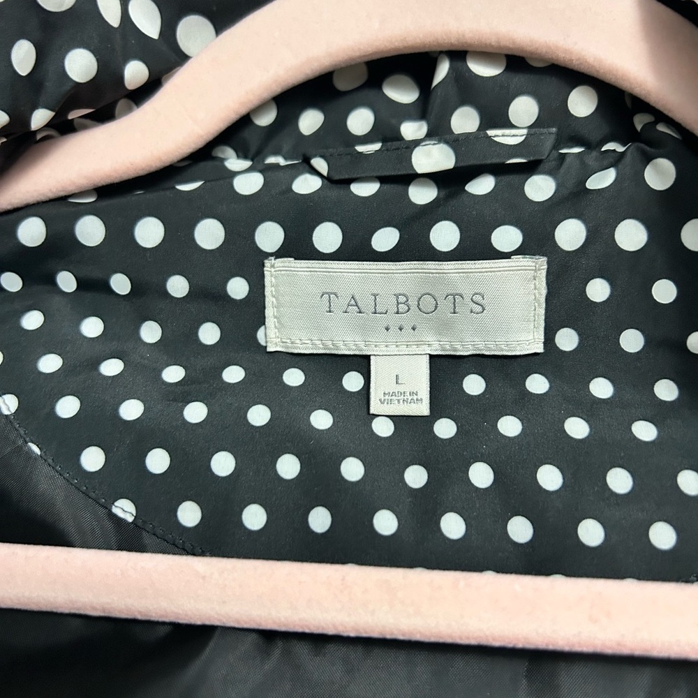 Talbots Women’s Black & White Polka Dot Puffer Vest
Size L - Picture 5 of 8